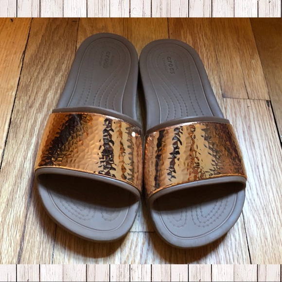 rose gold metallic crocs